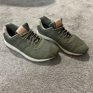 New Balance Sneakers